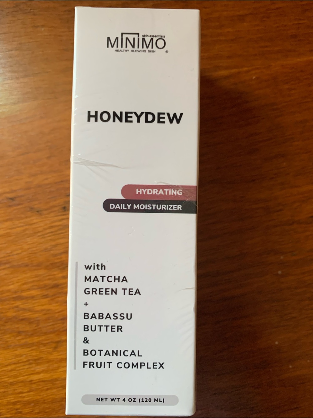 Minimo Honeydew Hydrating Daily Moisturizer — White